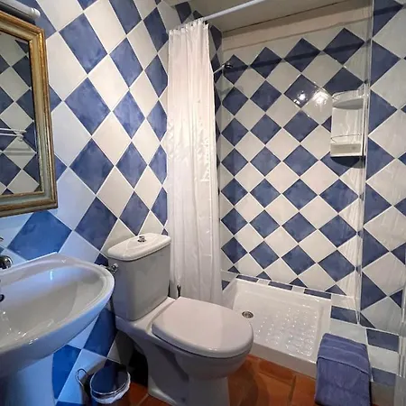 Villa Relaxen Bij Zwembad Met Zicht Over De Cele Vallei